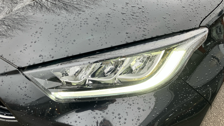 Toyota Yaris 1.5 Hybrid Design 5dr CVT Hybrid Hatchback